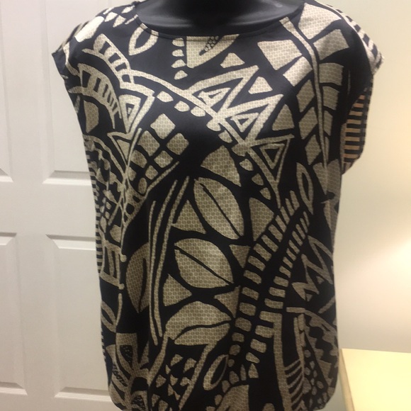 Ruby Rd. Ladies pullover top. - Picture 2 of 9